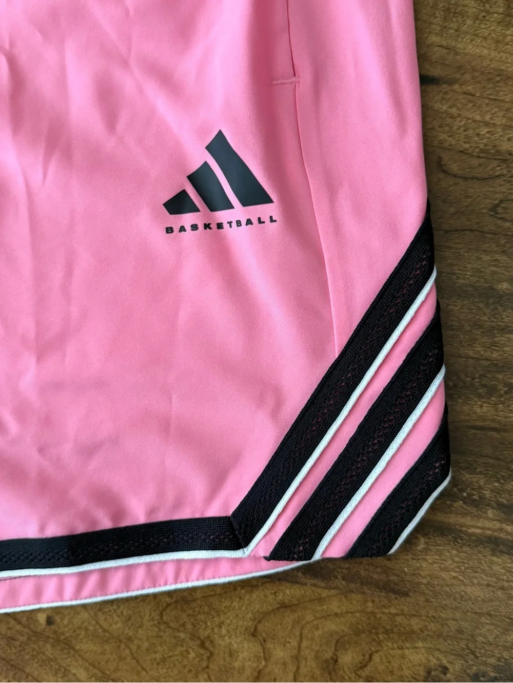 Adidas Crazylite Basketball Shorts Mens Med 7 Inch Inseam Pink Black JY3657 NWT